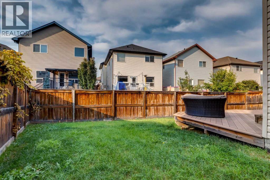 82 Everglen Crescent SW - 50