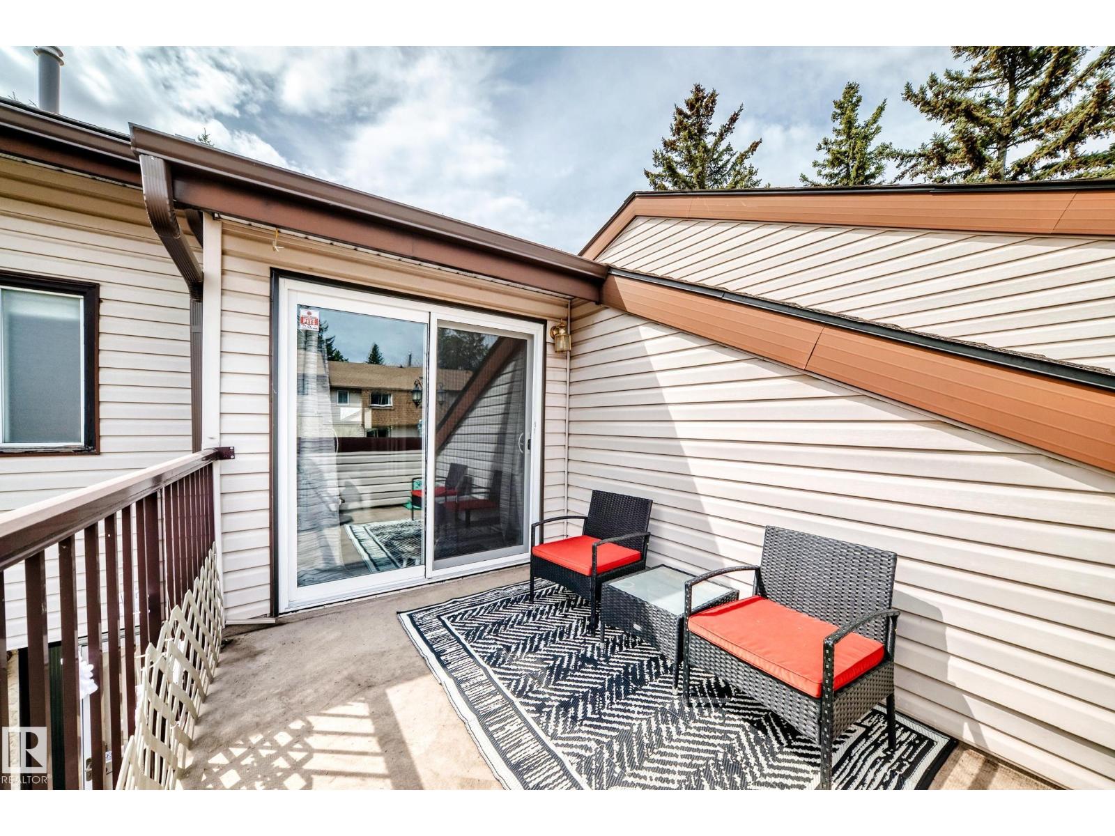 32 GRANDIN WOODS, St. Albert