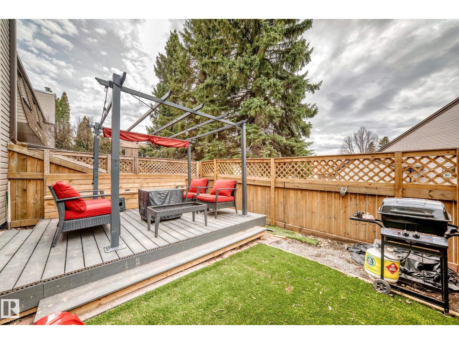 32 GRANDIN WOODS, St. Albert