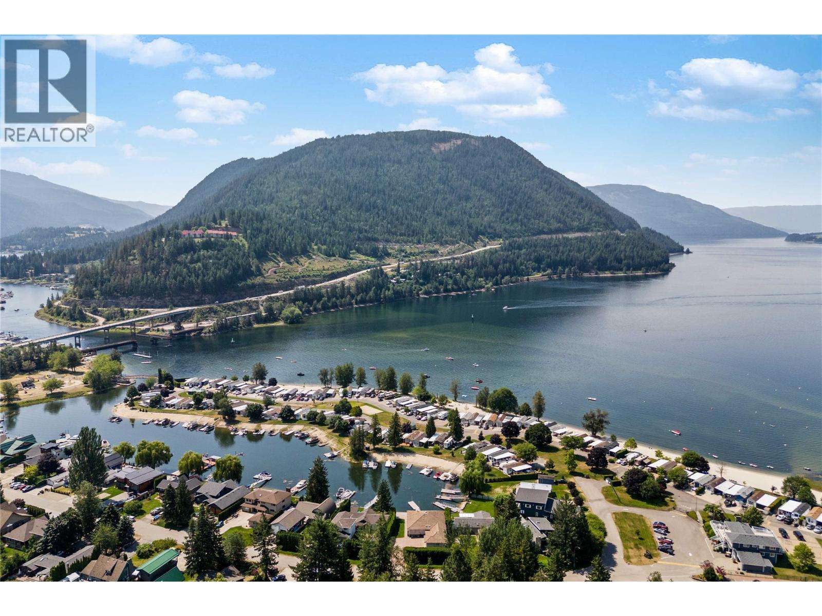 1455 Silver Sands Road Unit# 16, Sicamous