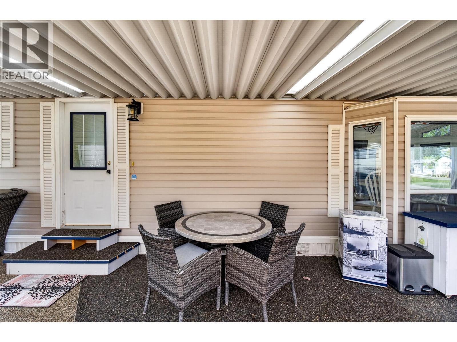1455 Silver Sands Road Unit# 16, Sicamous