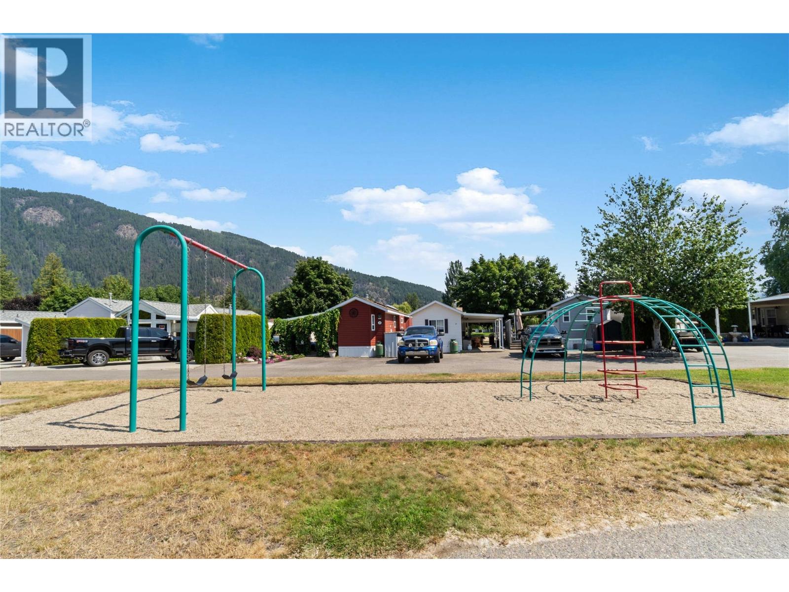 1455 Silver Sands Road Unit# 16, Sicamous