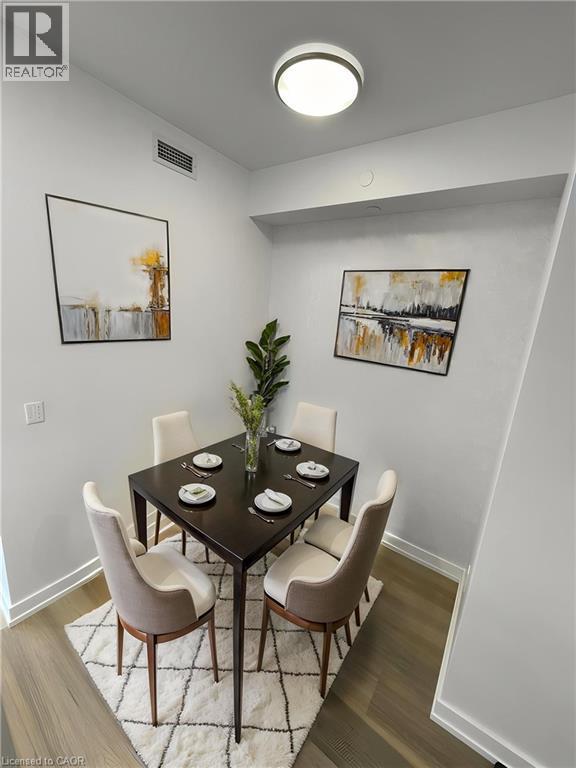 15 S WELLINGTON Street S Unit# 1701, Kitchener, Ontario, N2G0E4 — Photo 5
