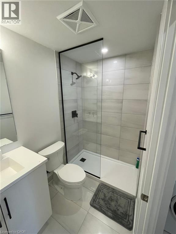 15 S WELLINGTON Street S Unit# 1701, Kitchener, Ontario, N2G0E4 — Photo 6