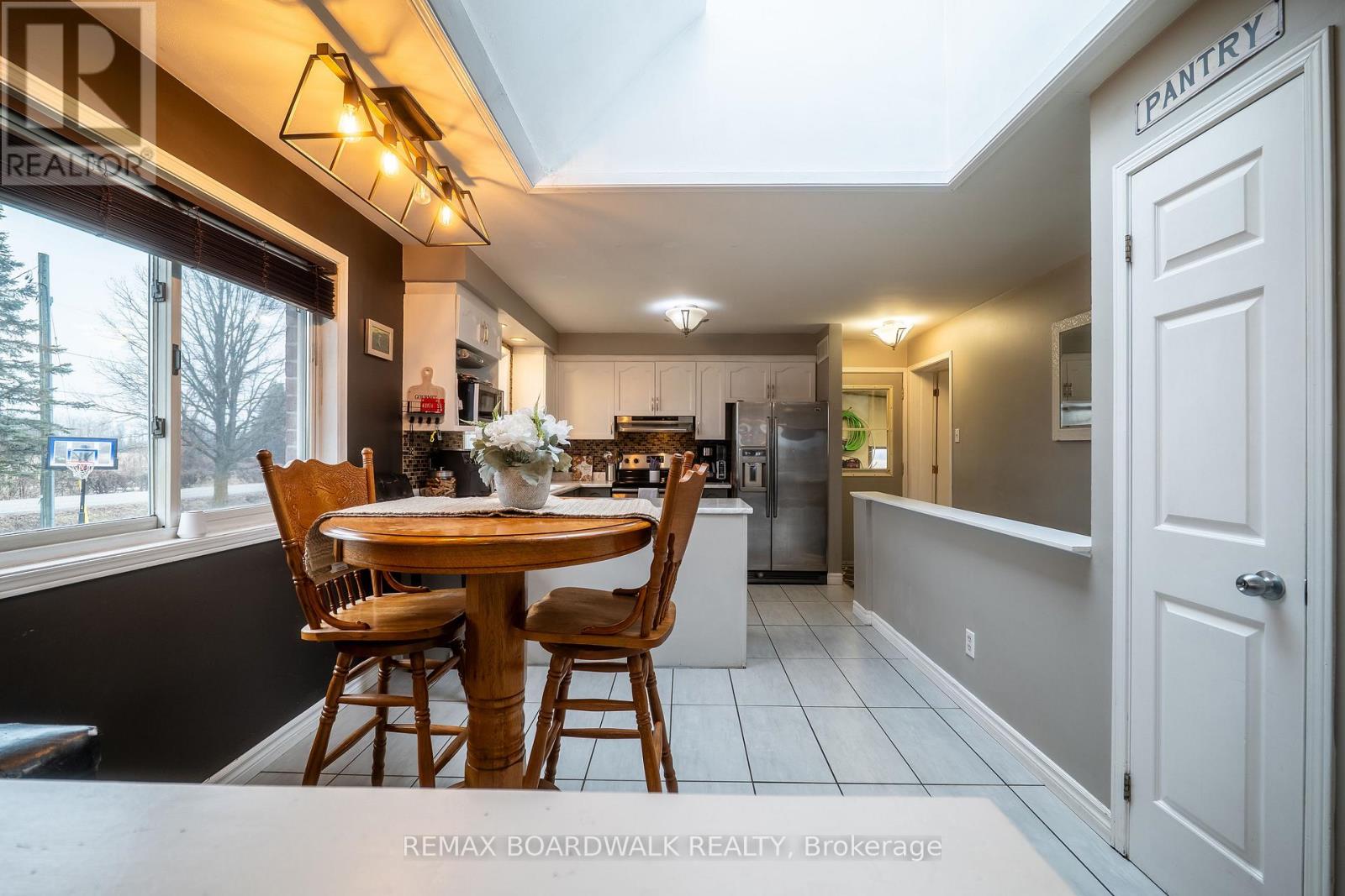 885 TOWNLINE ROAD - 18