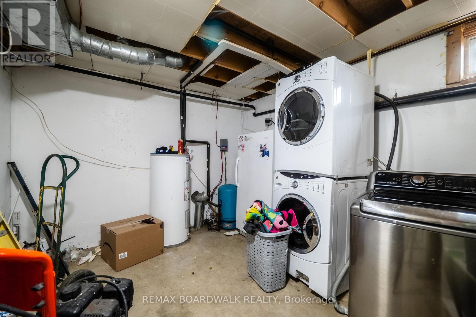 885 TOWNLINE ROAD - 46