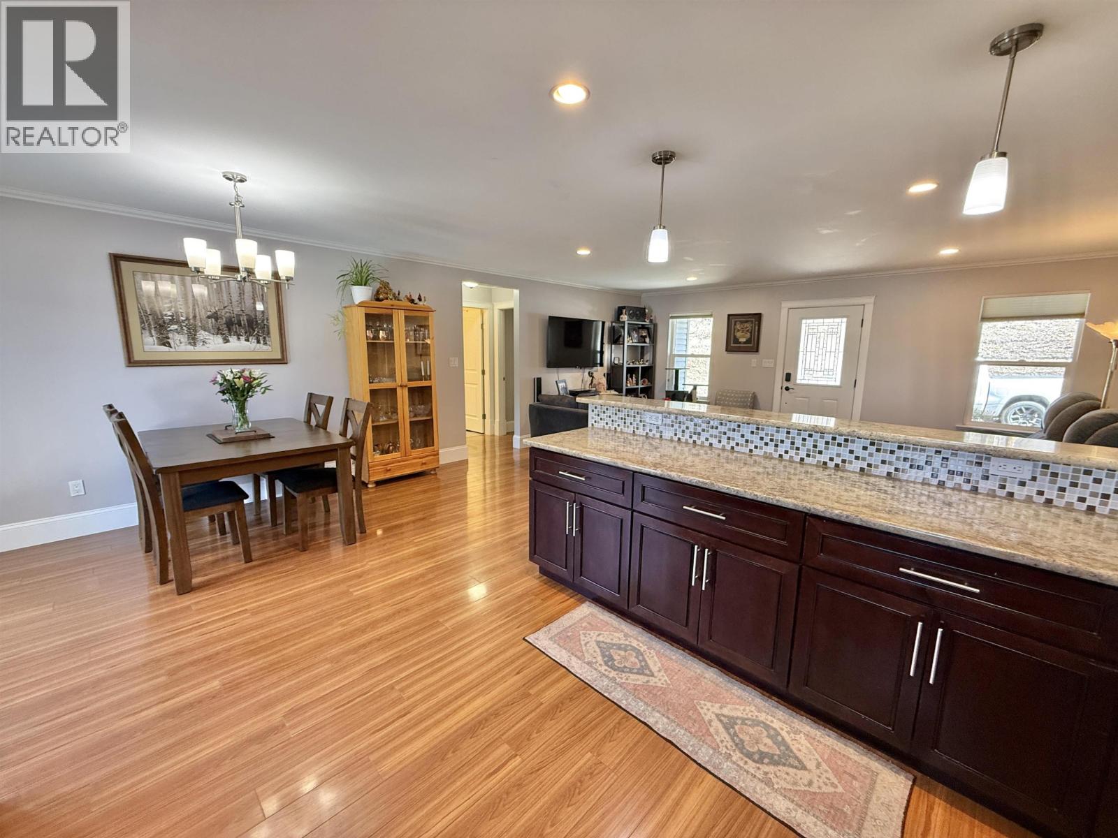 1222 HLADY ROAD - 17