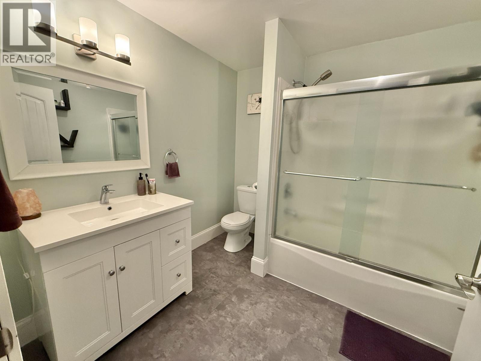 1222 HLADY ROAD - 33