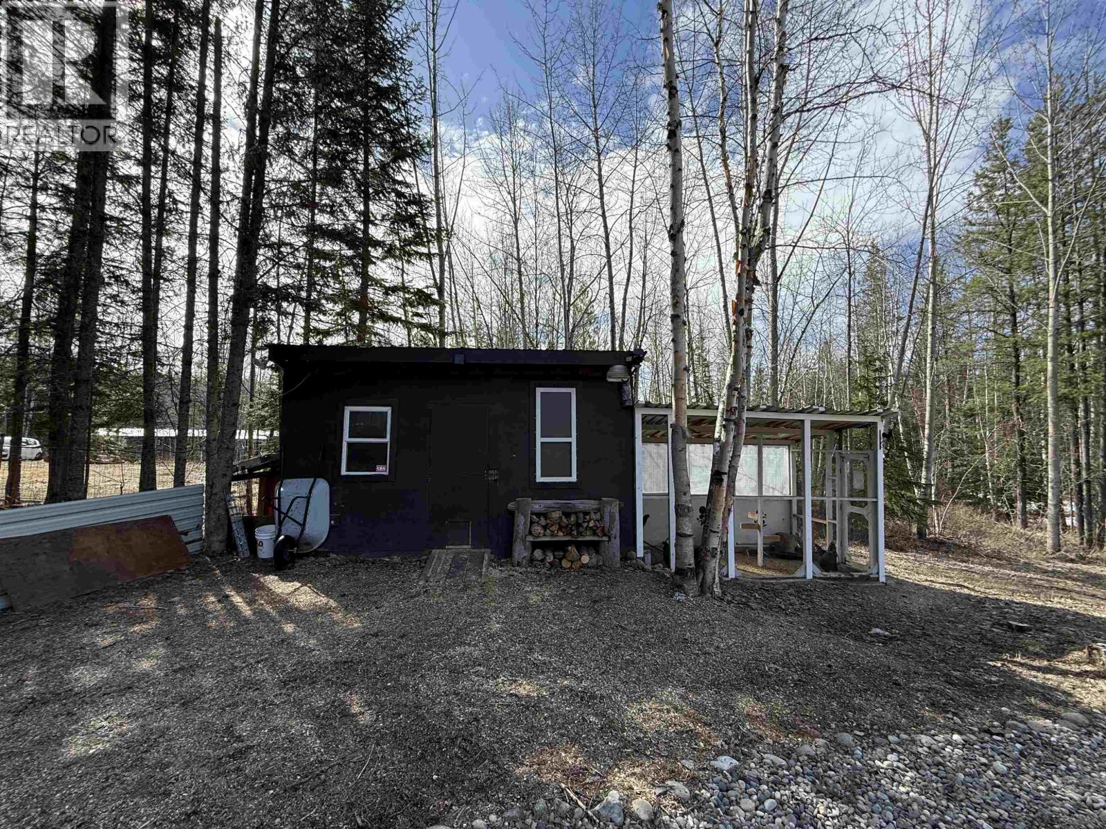 1222 HLADY ROAD - 36