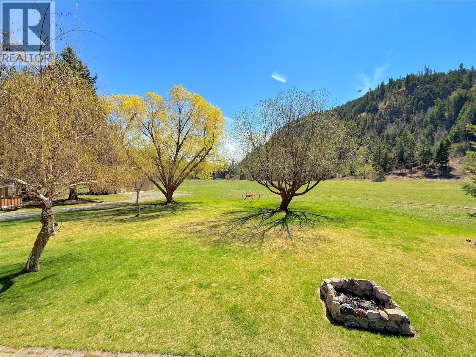 1094 Highway 5a, Princeton