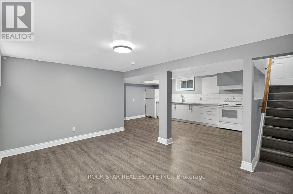 40 MAYFLOWER AVENUE - 18