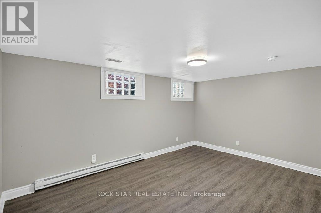40 MAYFLOWER AVENUE - 21
