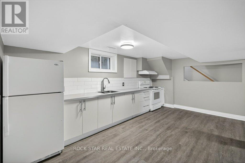 40 MAYFLOWER AVENUE - 23