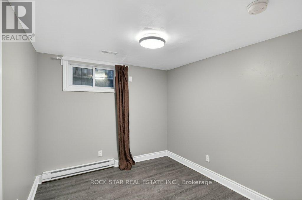 40 MAYFLOWER AVENUE - 29