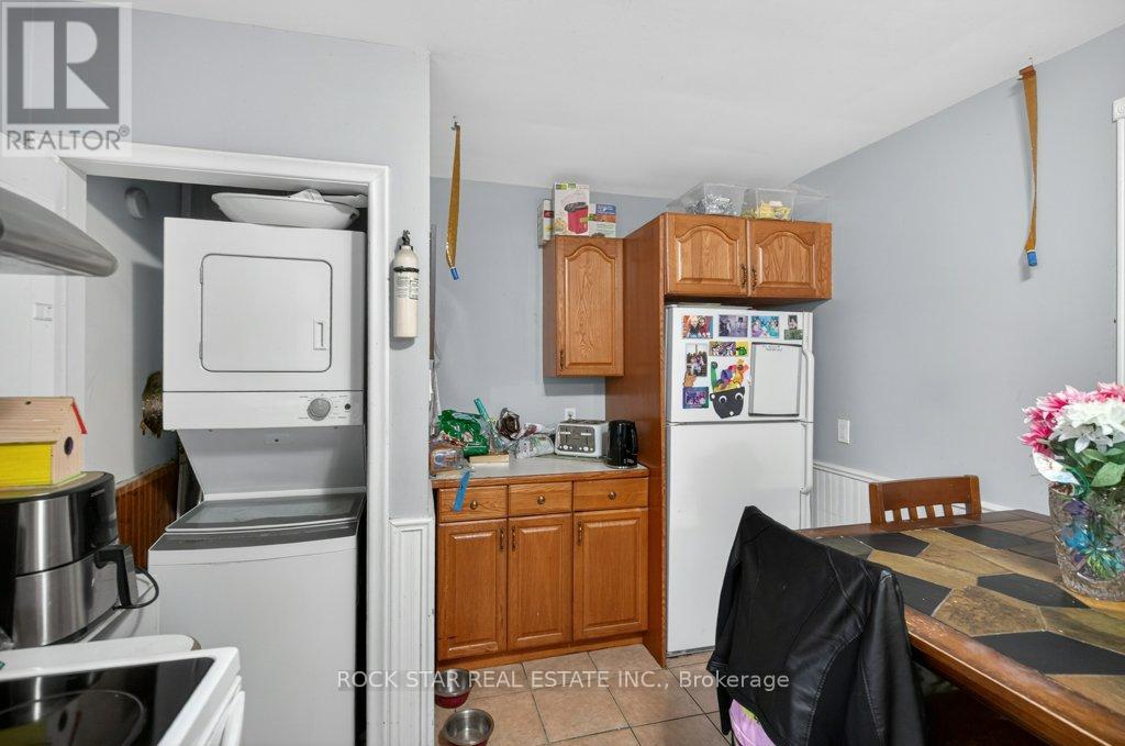 40 MAYFLOWER AVENUE - 6