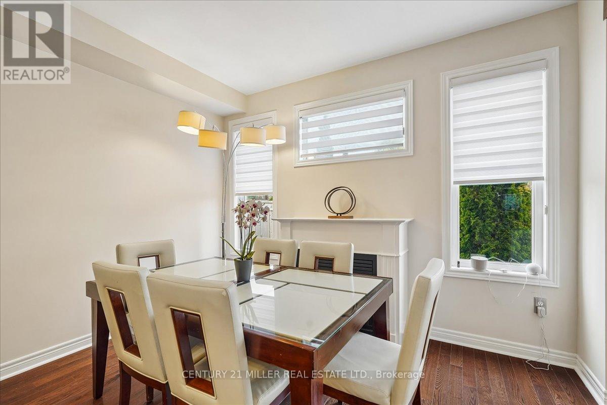 #57 2019 TRAWDEN WAY - 12