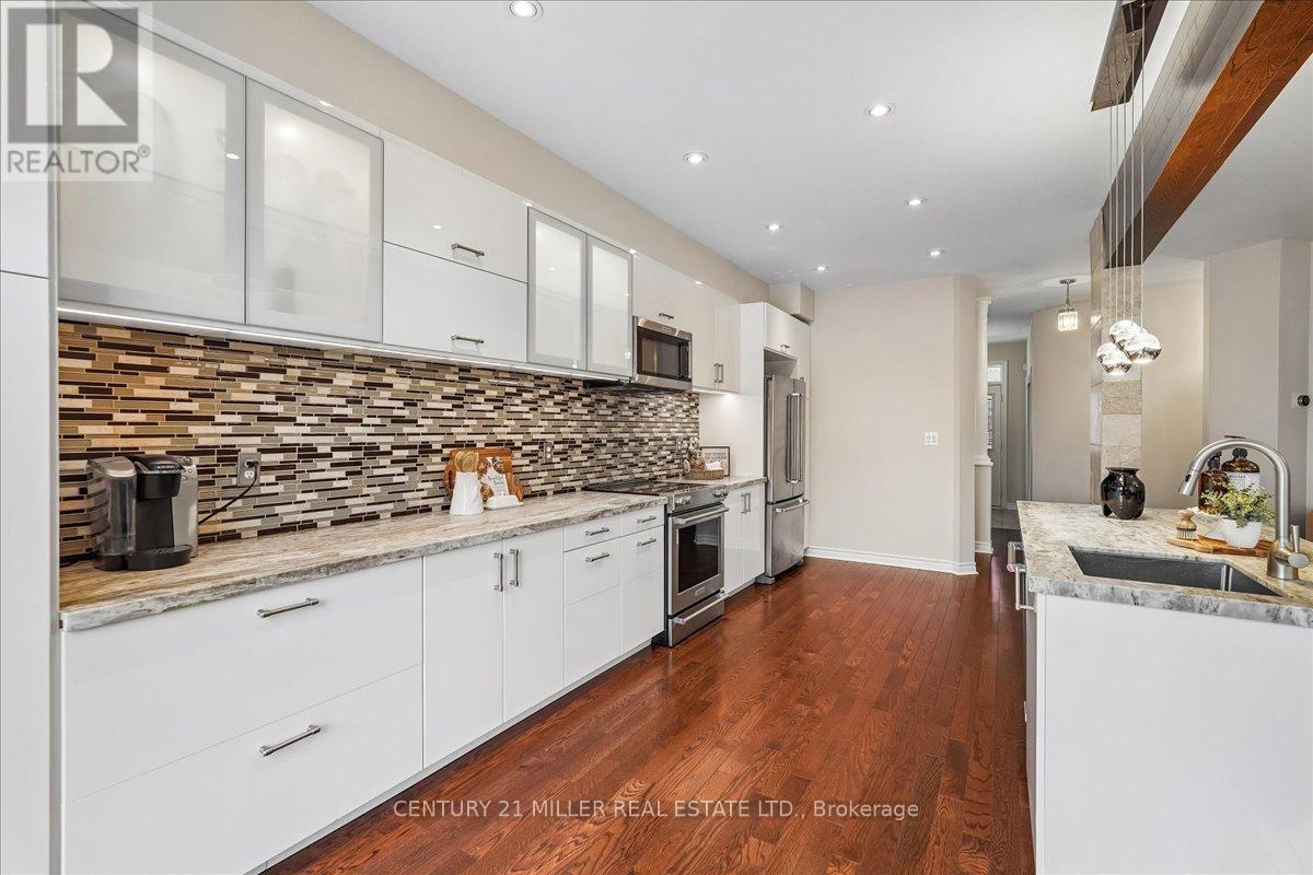 #57 2019 TRAWDEN WAY - 19