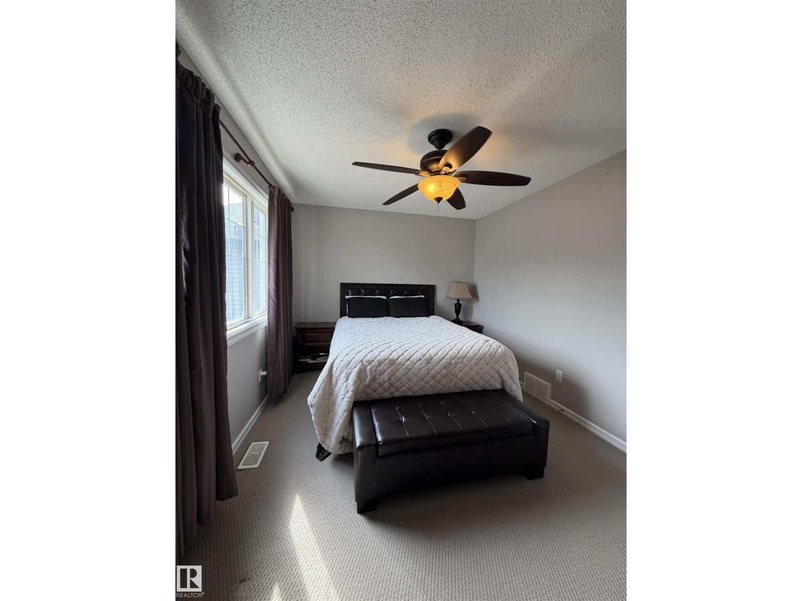 5204 4 AV SW, Edmonton