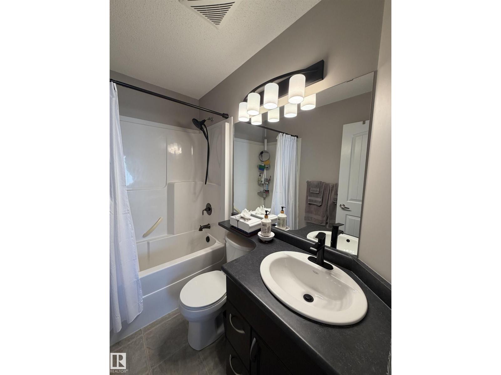 5204 4 AV SW, Edmonton