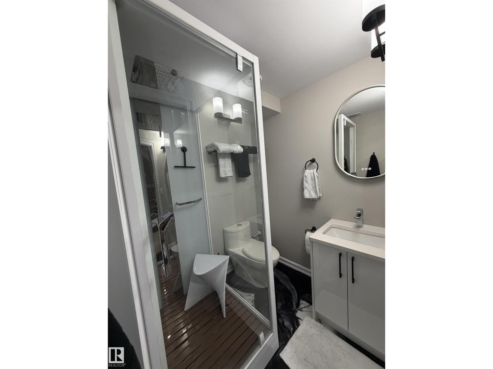 5204 4 AV SW, Edmonton