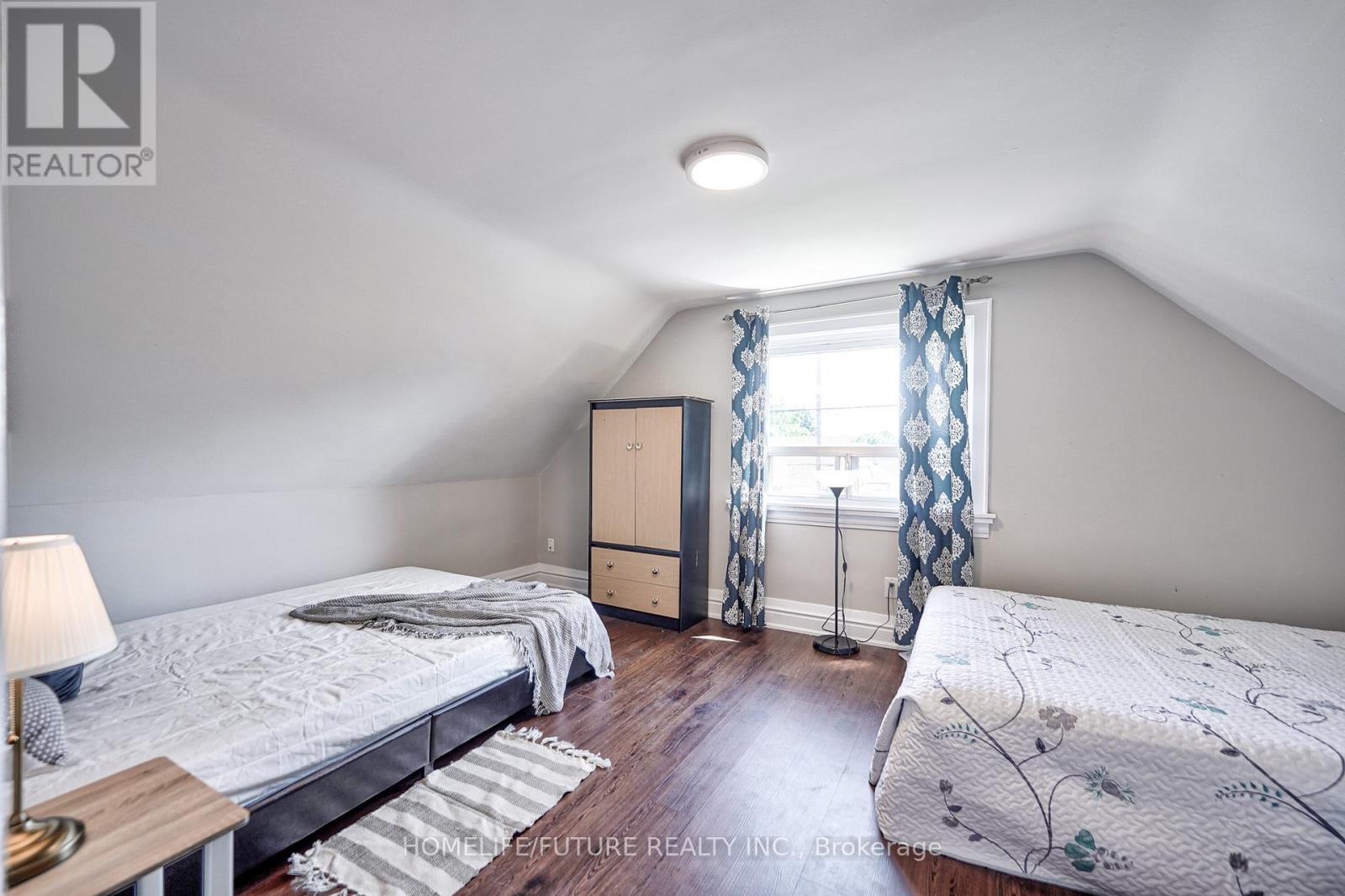268 RITSON ROAD S - 17