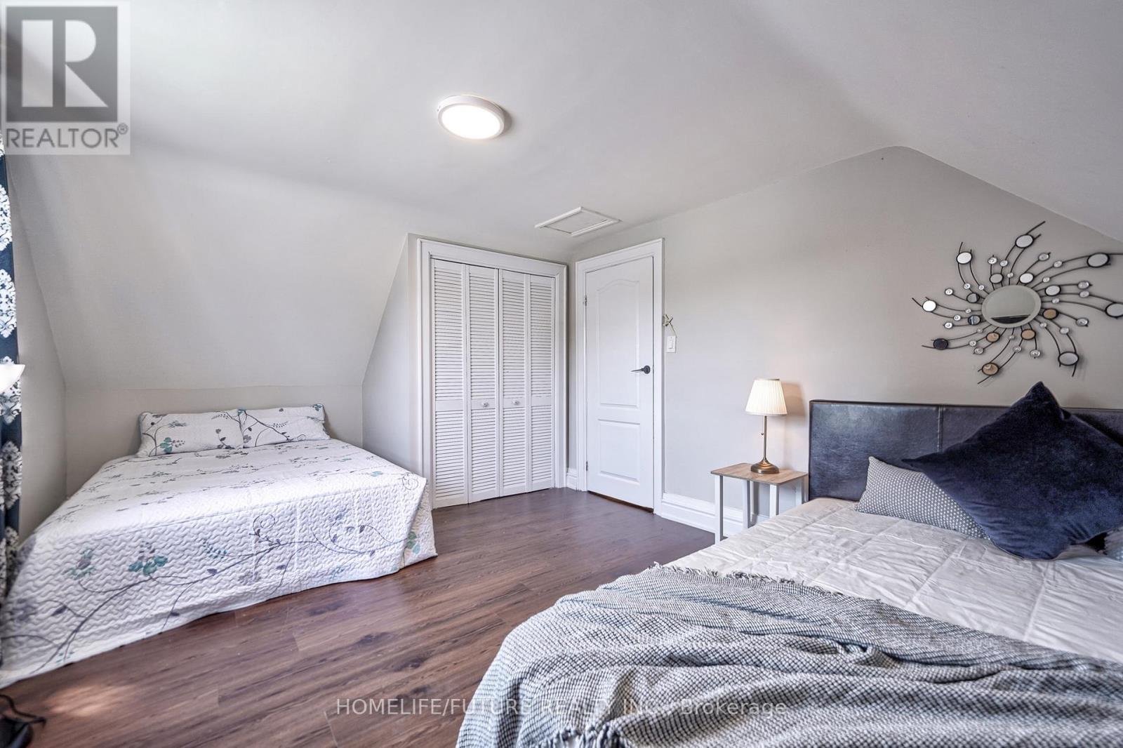 268 RITSON ROAD S - 19