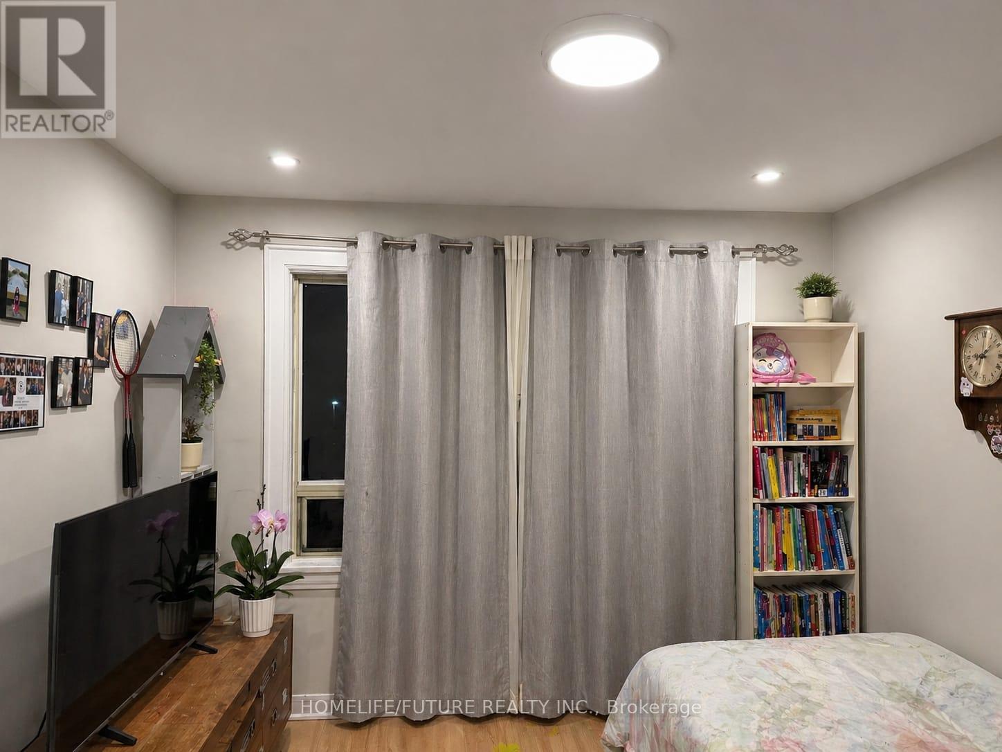 268 RITSON ROAD S - 36