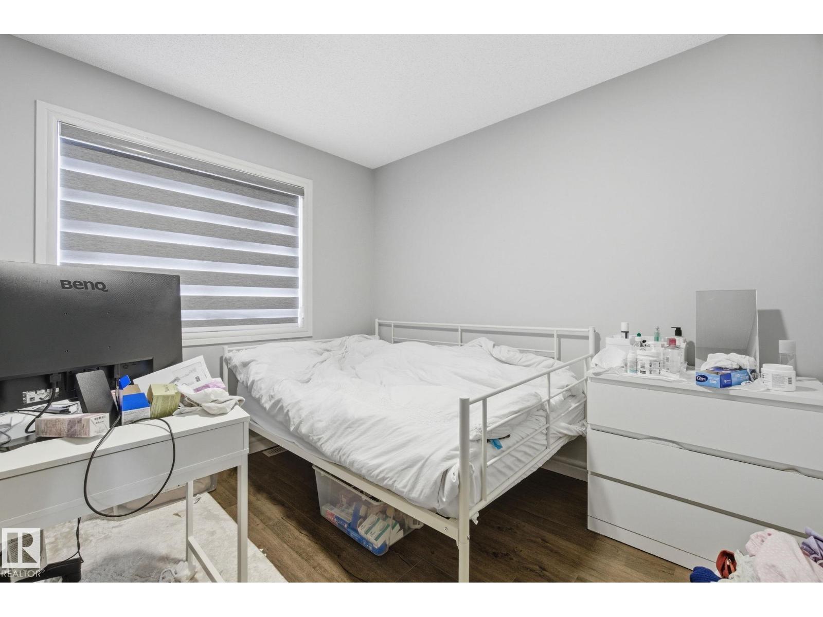 9942 222A ST NW, Edmonton