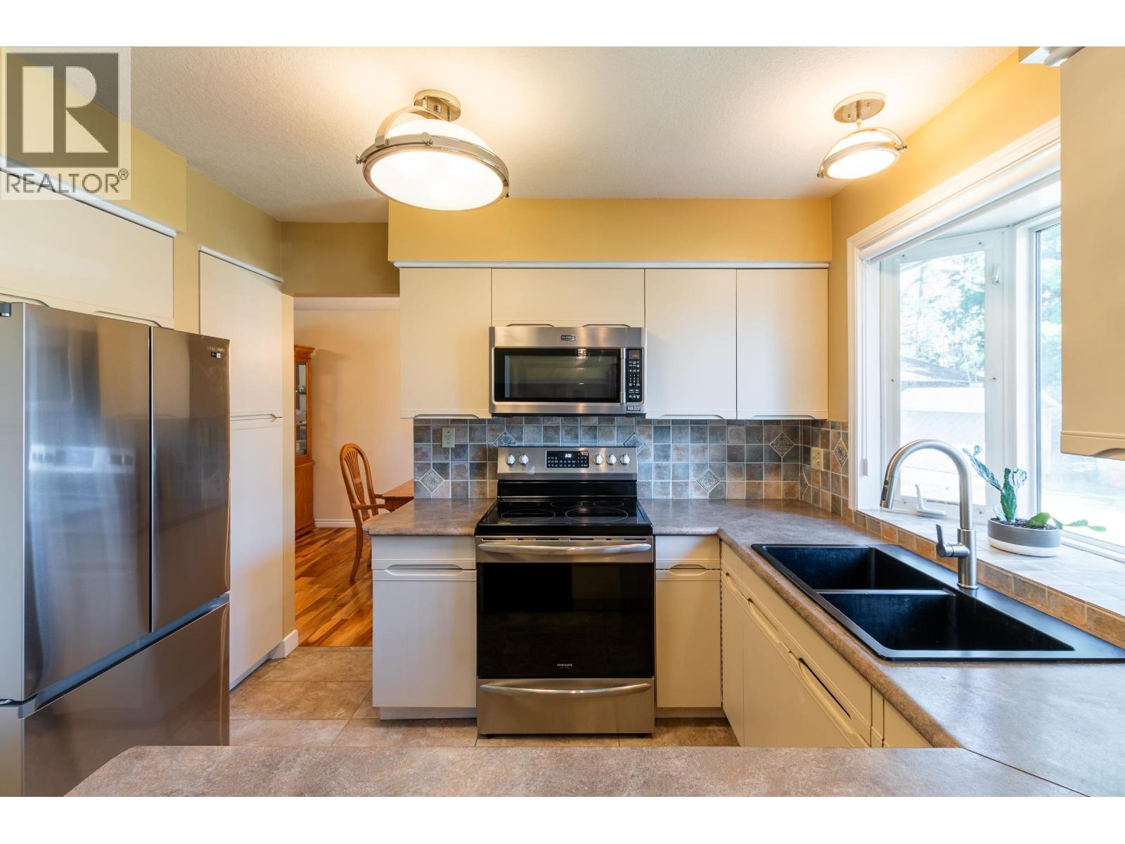5554 MURRAY PLACE - 6