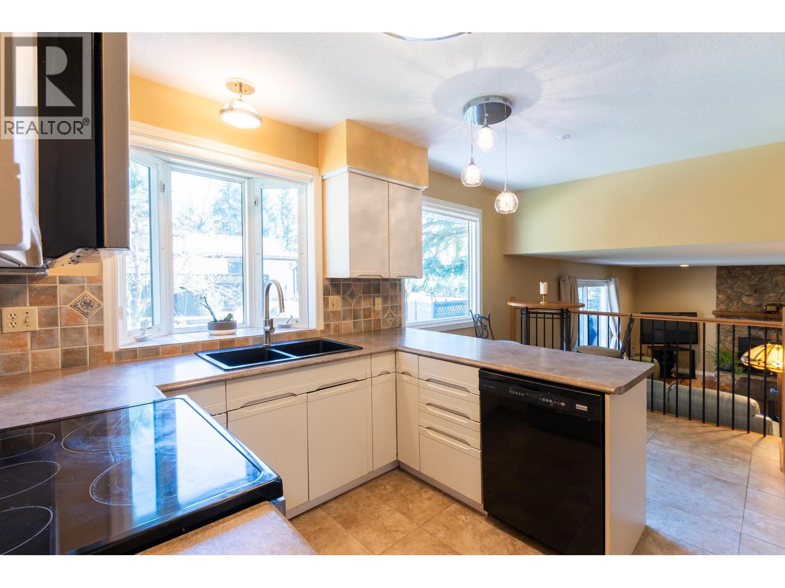 5554 MURRAY PLACE - 7