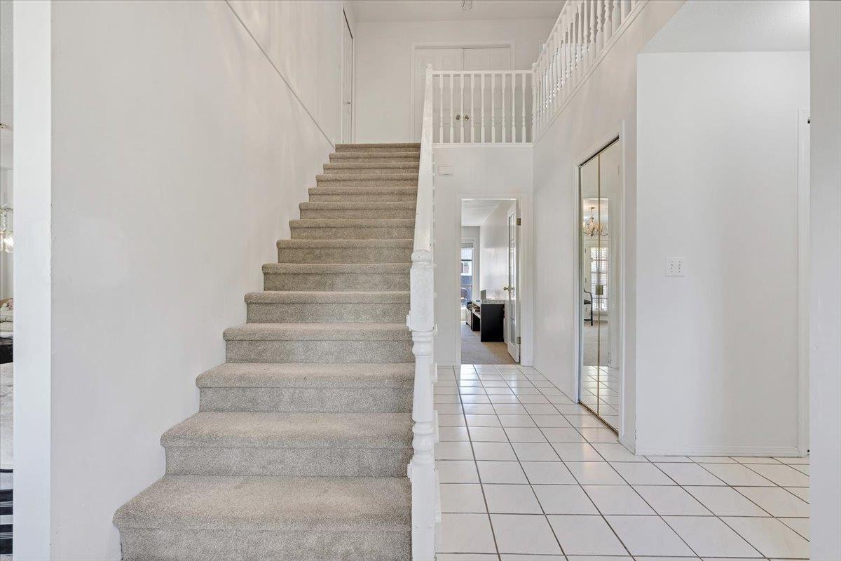 7 Bed, 4 Bath House for Sale in Surrey – 8648 140 STREET, Surrey - Image 15