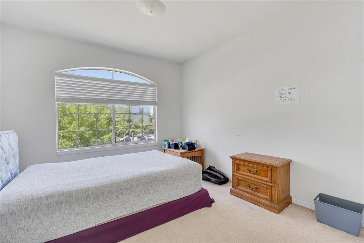 7 Bed, 4 Bath House for Sale in Surrey – 8648 140 STREET, Surrey - Image 3
