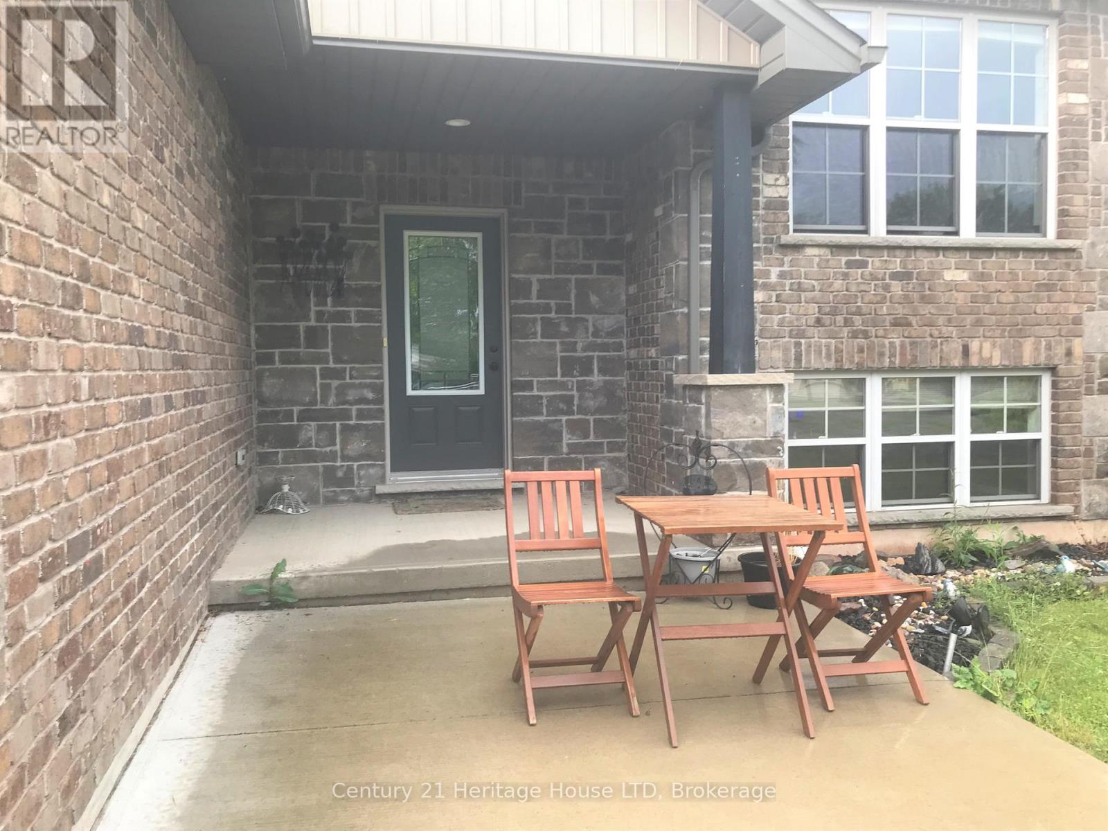 3660 BRUNSWICK AVENUE - 3