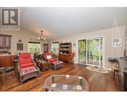 Laundry room - 3660 Brunswick Avenue, Fort Erie, ON L0S1B0 Photo 8