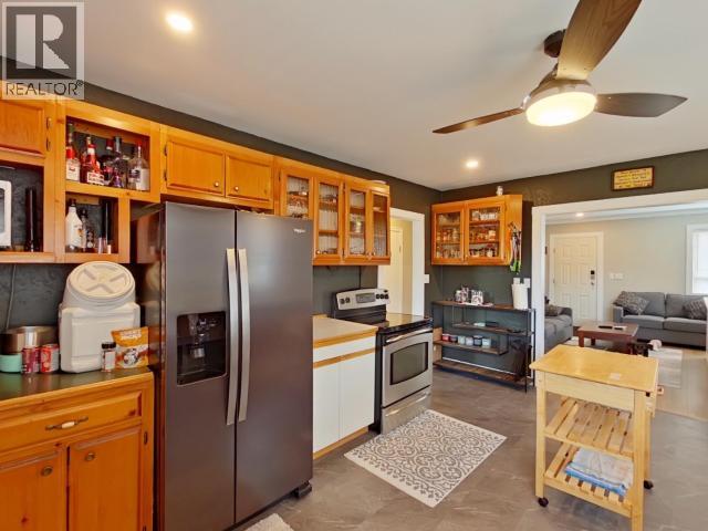 4973 QUEENS AVE - 20