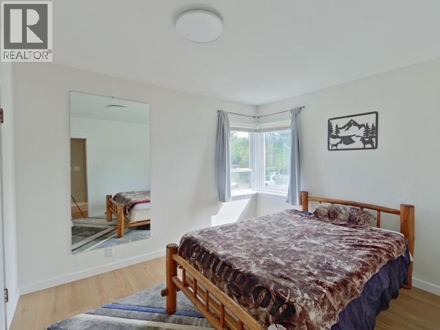 4973 QUEENS AVE, Powell River