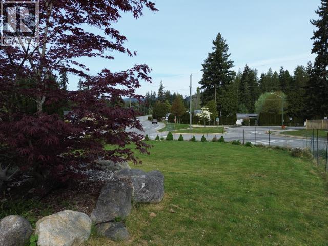 4973 QUEENS AVE, Powell River