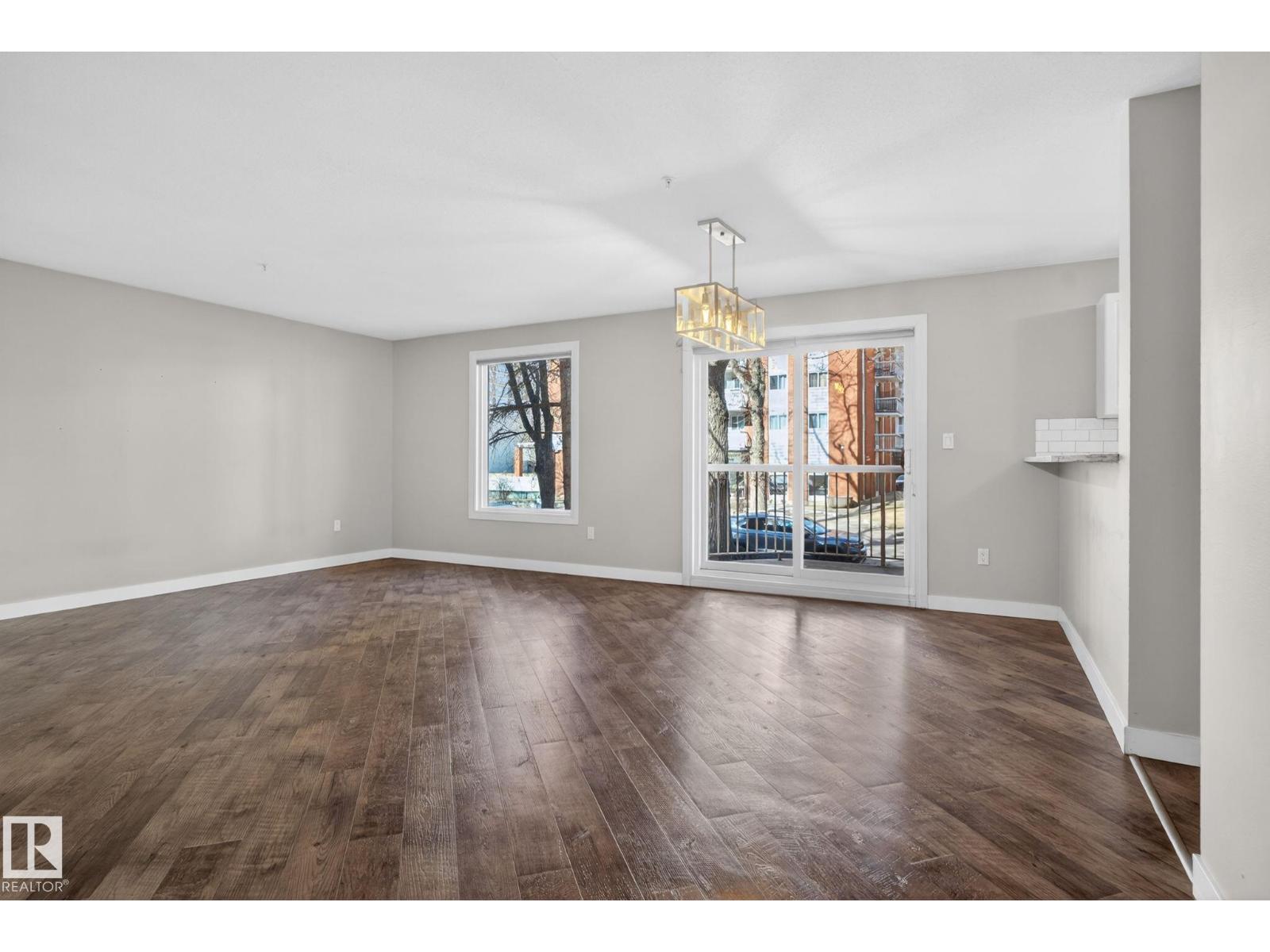 #113 10153 117 ST NW - 6