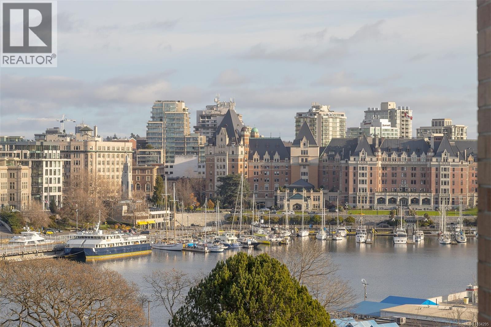 807 225 Belleville St, Victoria