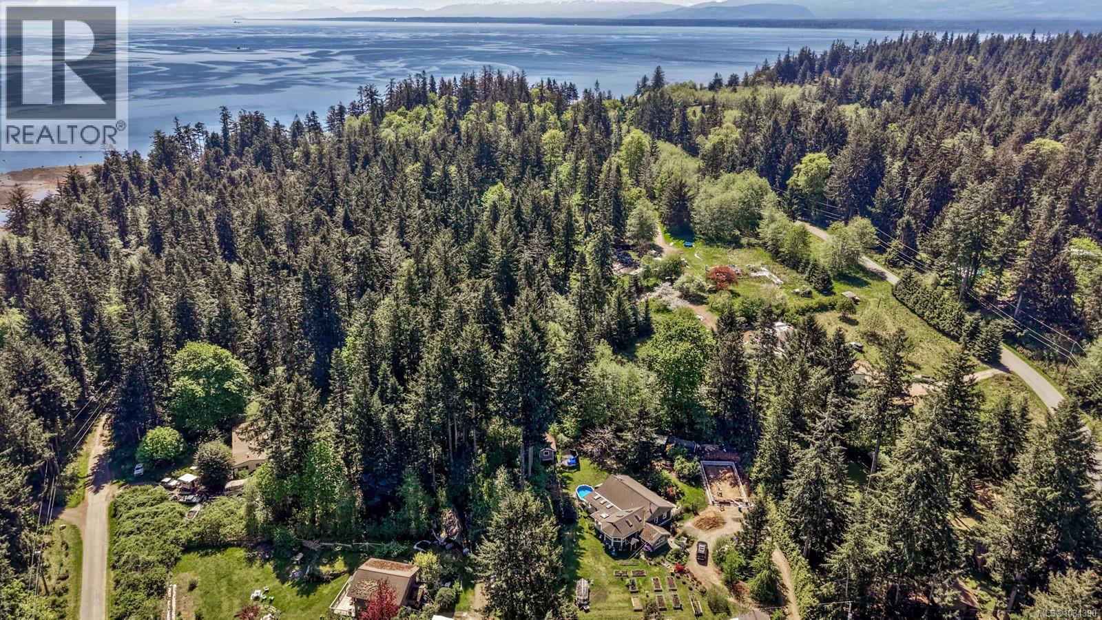264 Sutil Rd, Quadra Island