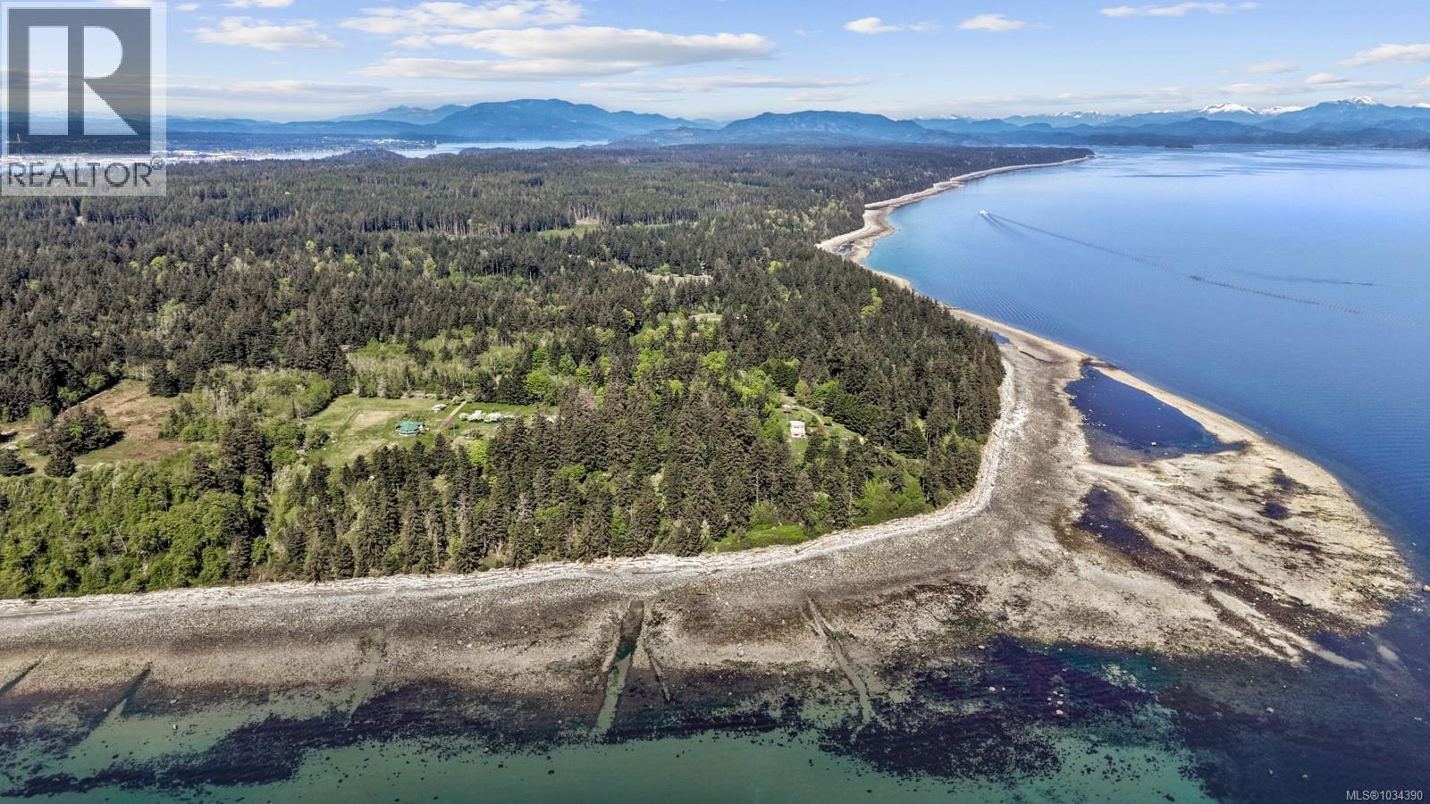 264 Sutil Rd, Quadra Island