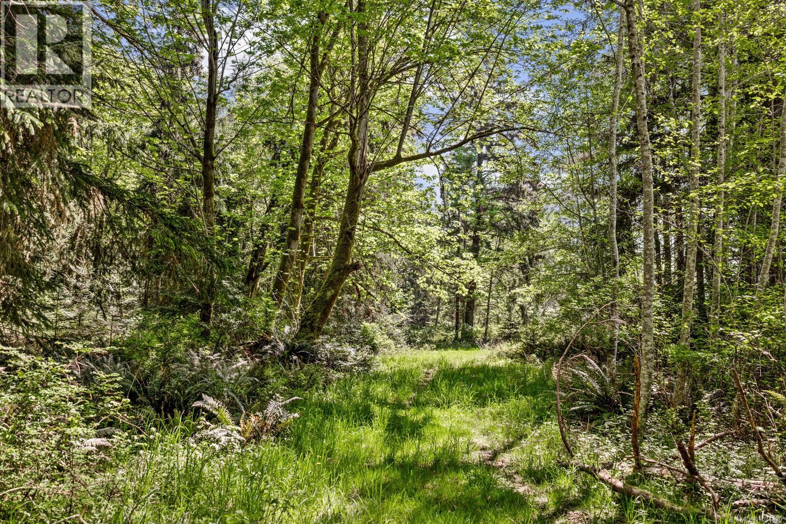 264 Sutil Rd, Quadra Island