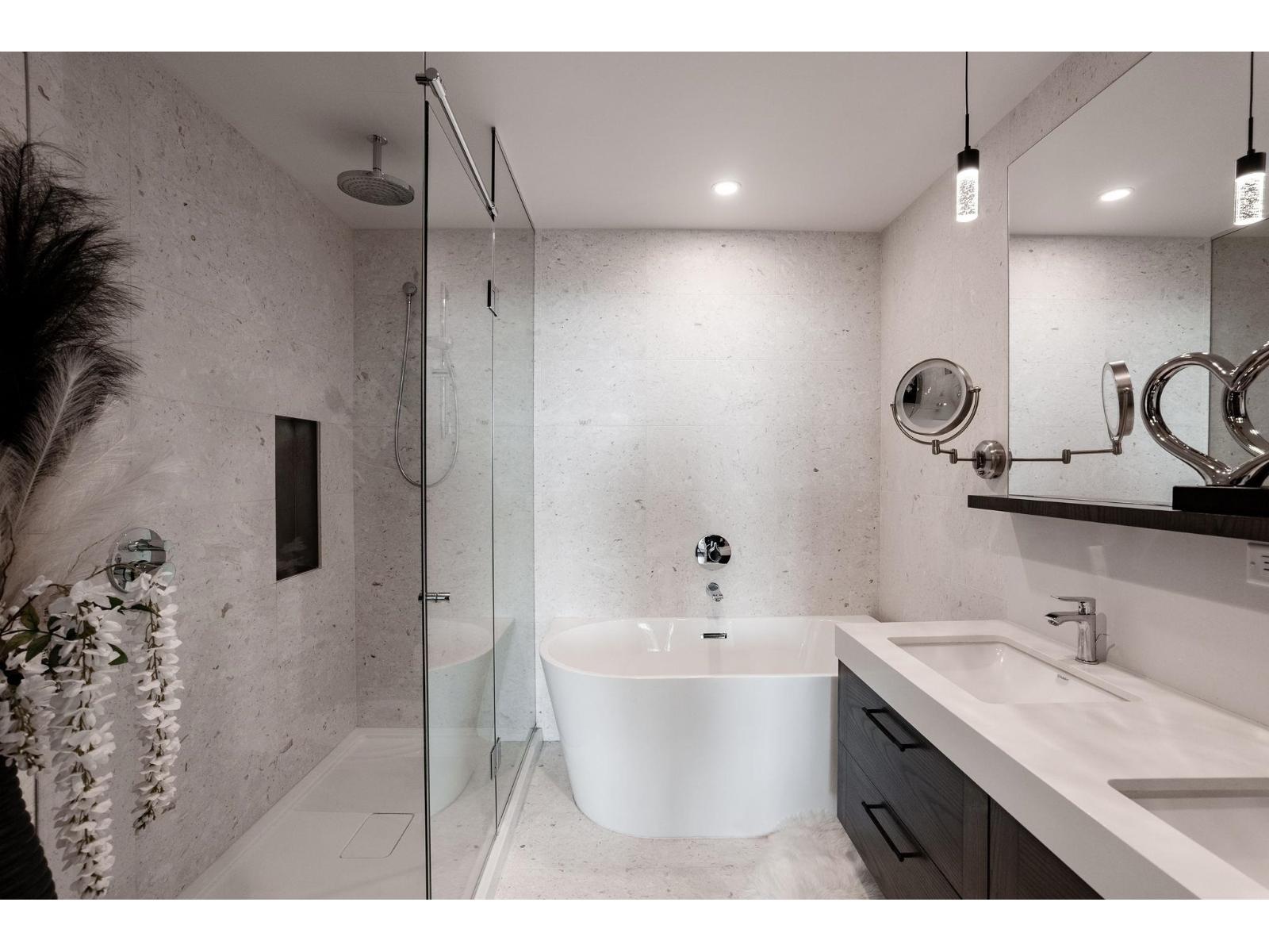 1204 1439 GEORGE STREET, White Rock