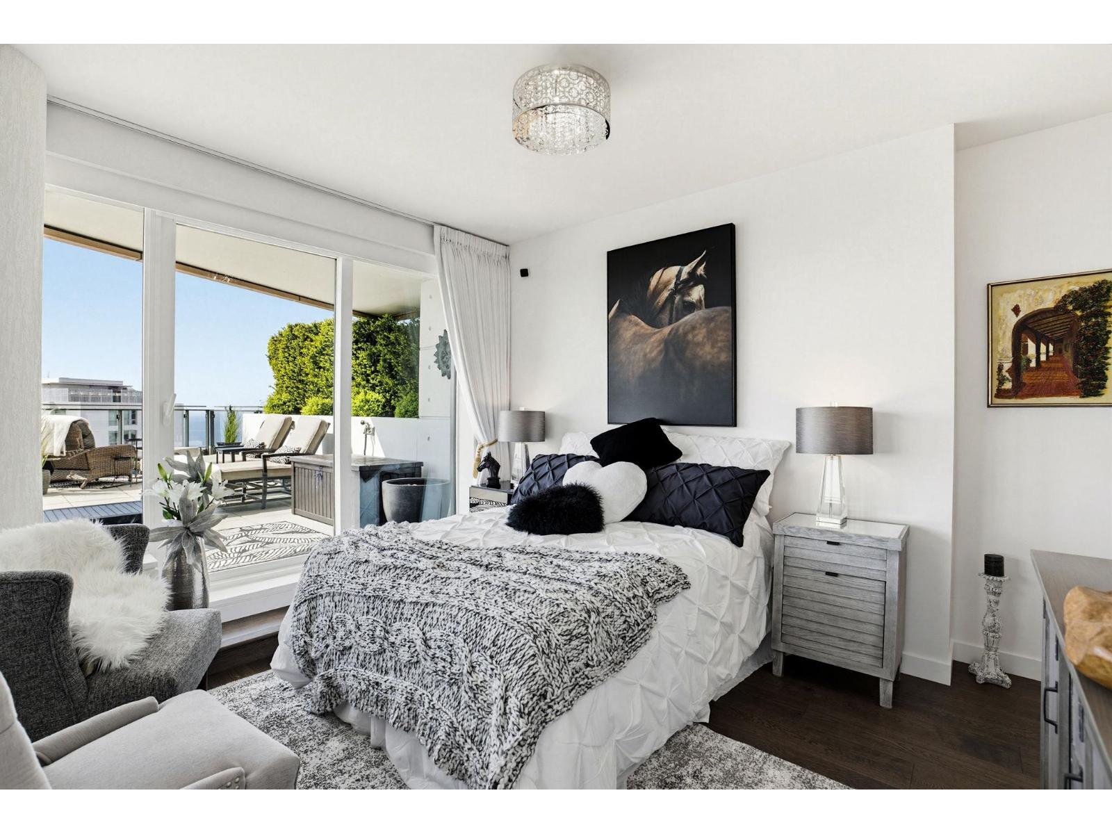 1204 1439 GEORGE STREET, White Rock