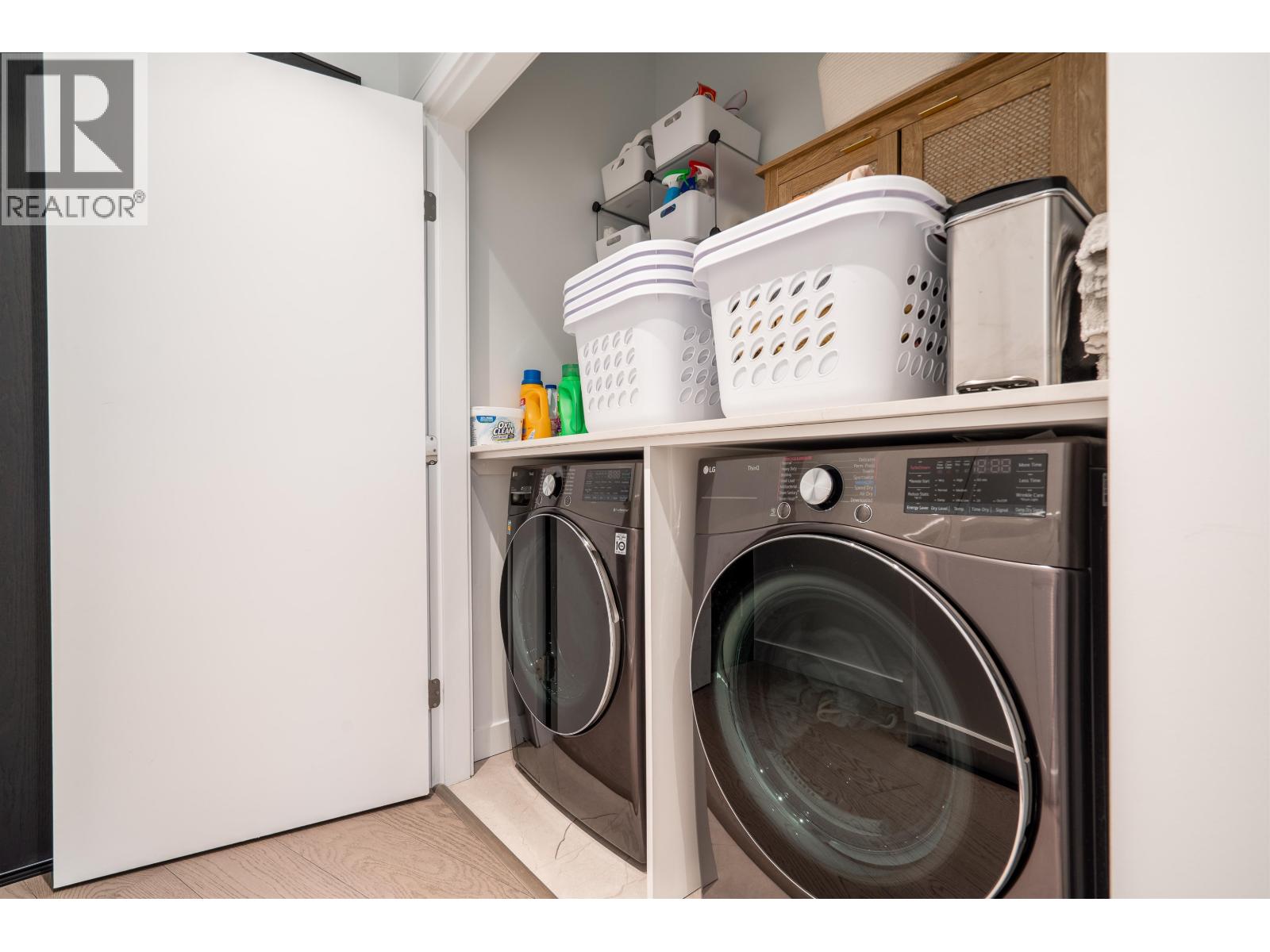 2406 1500 FERN STREET, North Vancouver