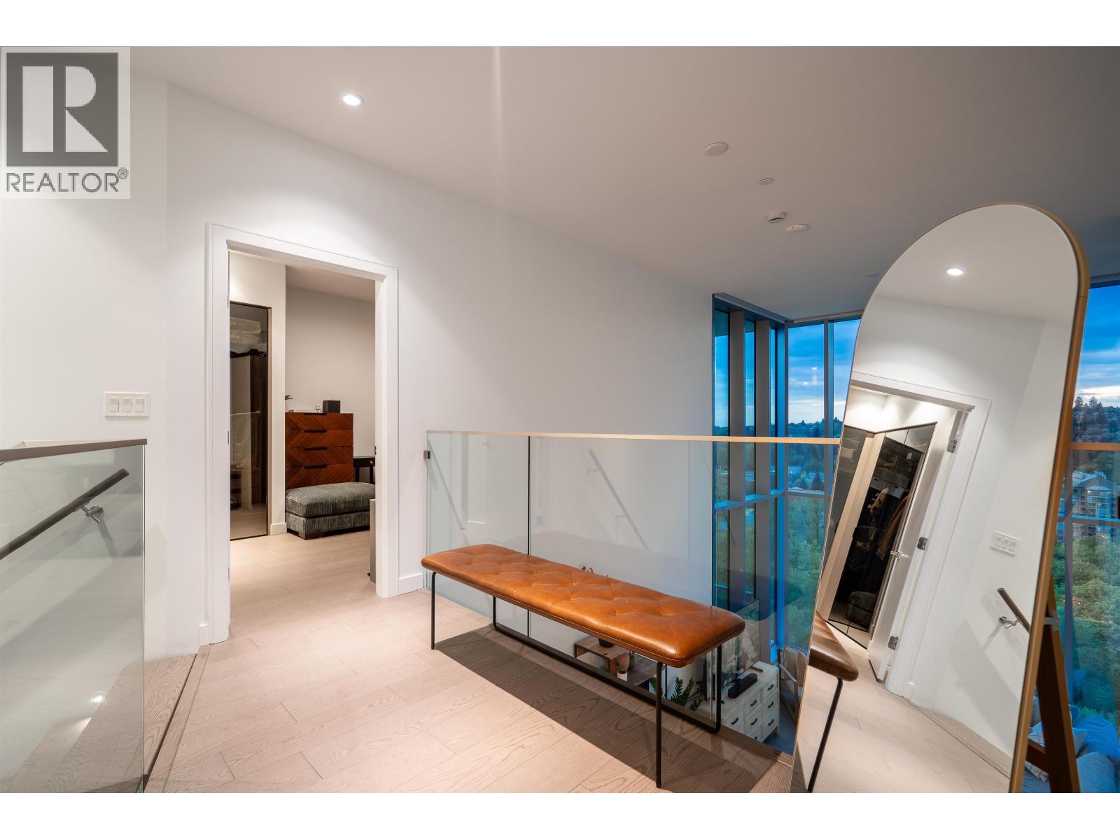 2406 1500 FERN STREET, North Vancouver