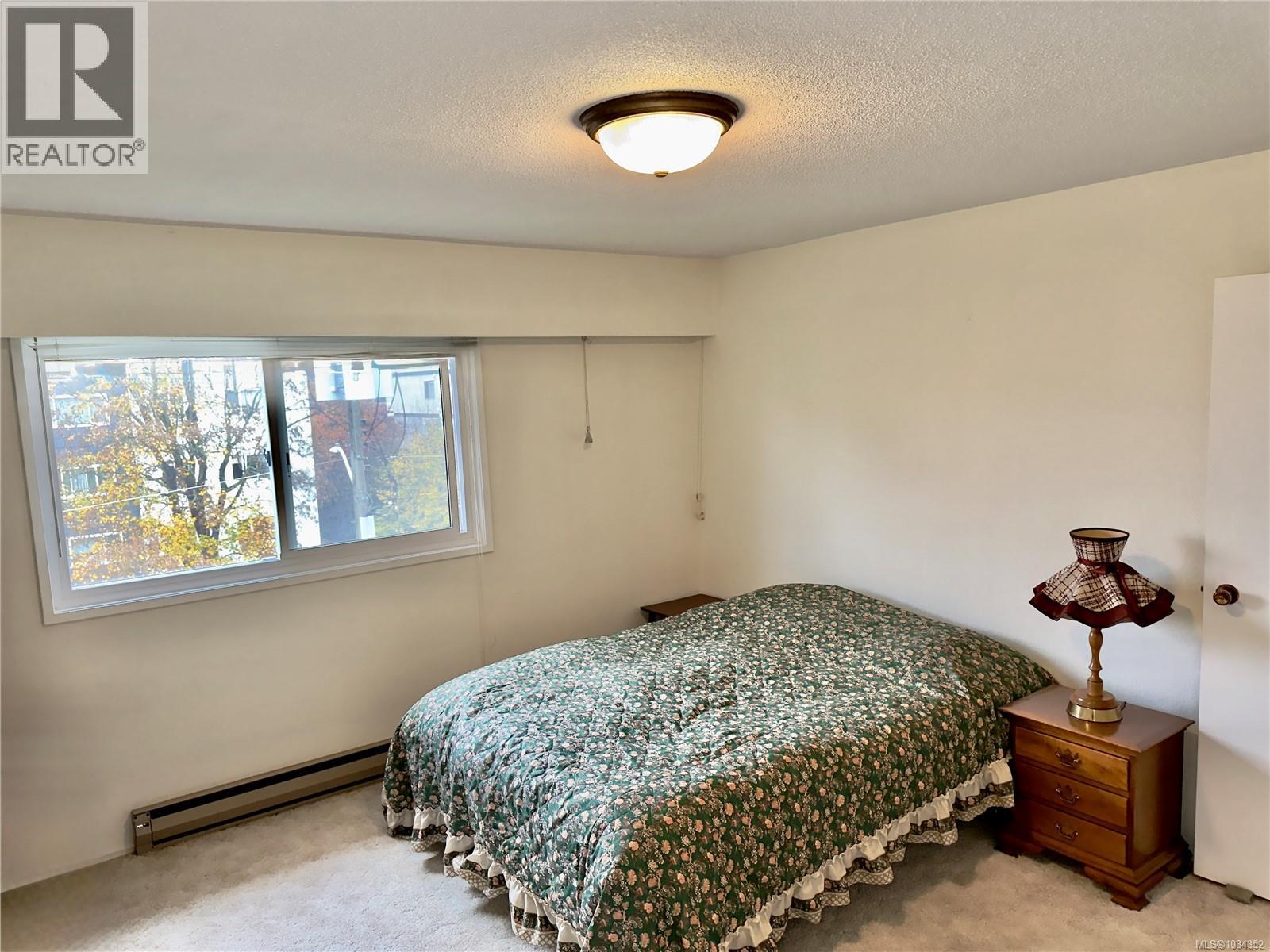403 1115 Rockland Avenue, Victoria