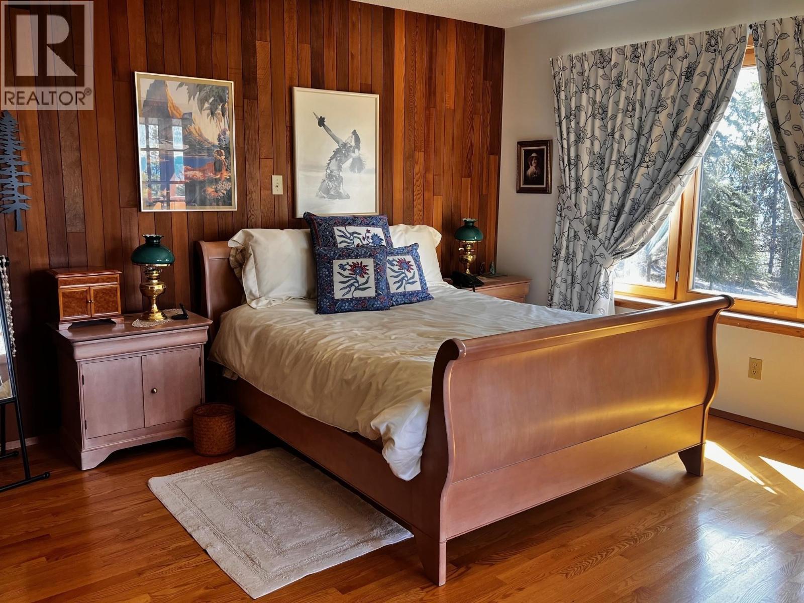 3170 MOUNTAINVIEW ROAD, Smithers