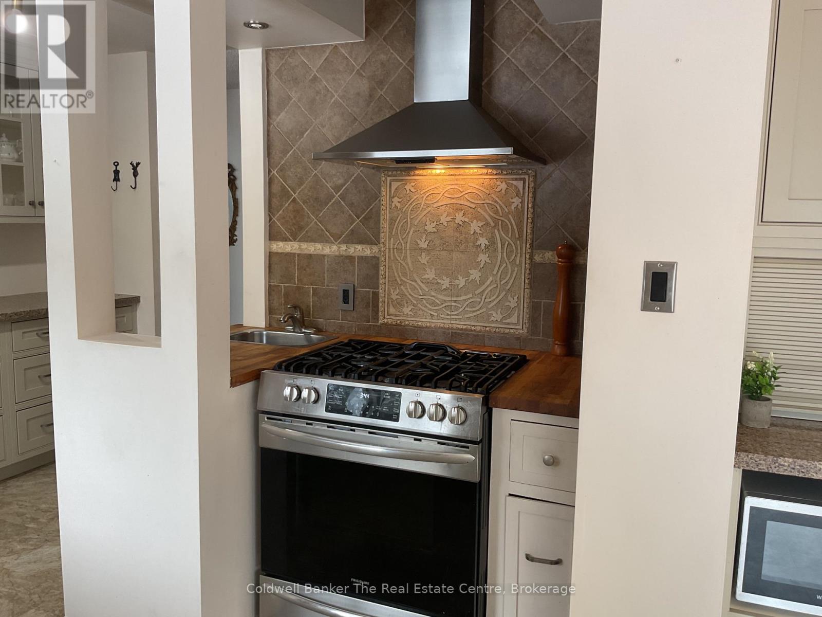 3 GLENDALE ROAD - 12