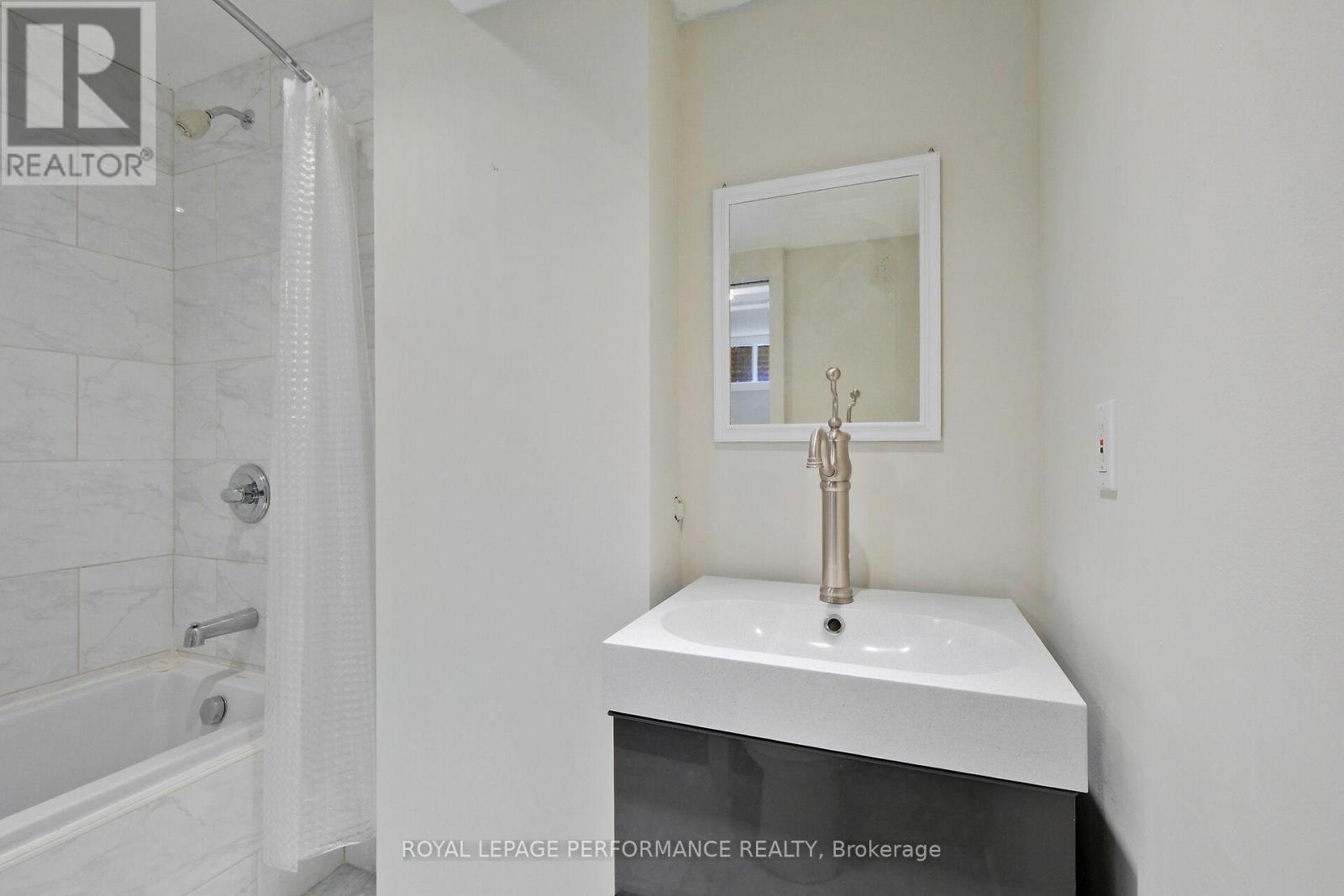 181 NORTHWESTERN AVENUE - 20